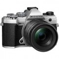 Olympus - OM5 Mirrorless Camera with 3.8x Digital Zoom Lens - Silver
